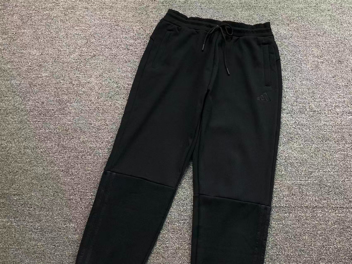 Conjunto Adidas Stealth Minimal Tracksuit