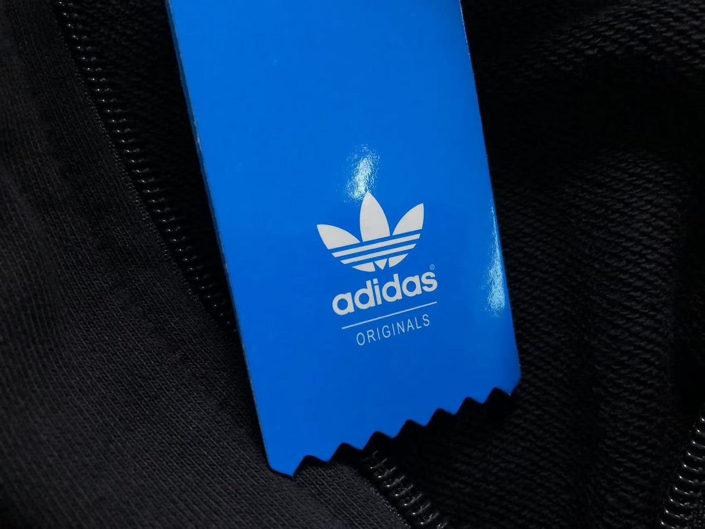 Conjunto Adidas Emerald Core