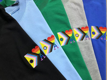 Camiseta AMI Paris Multicolor Heart Edition