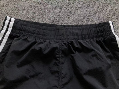 Short adidas Originals Lightweight Runner