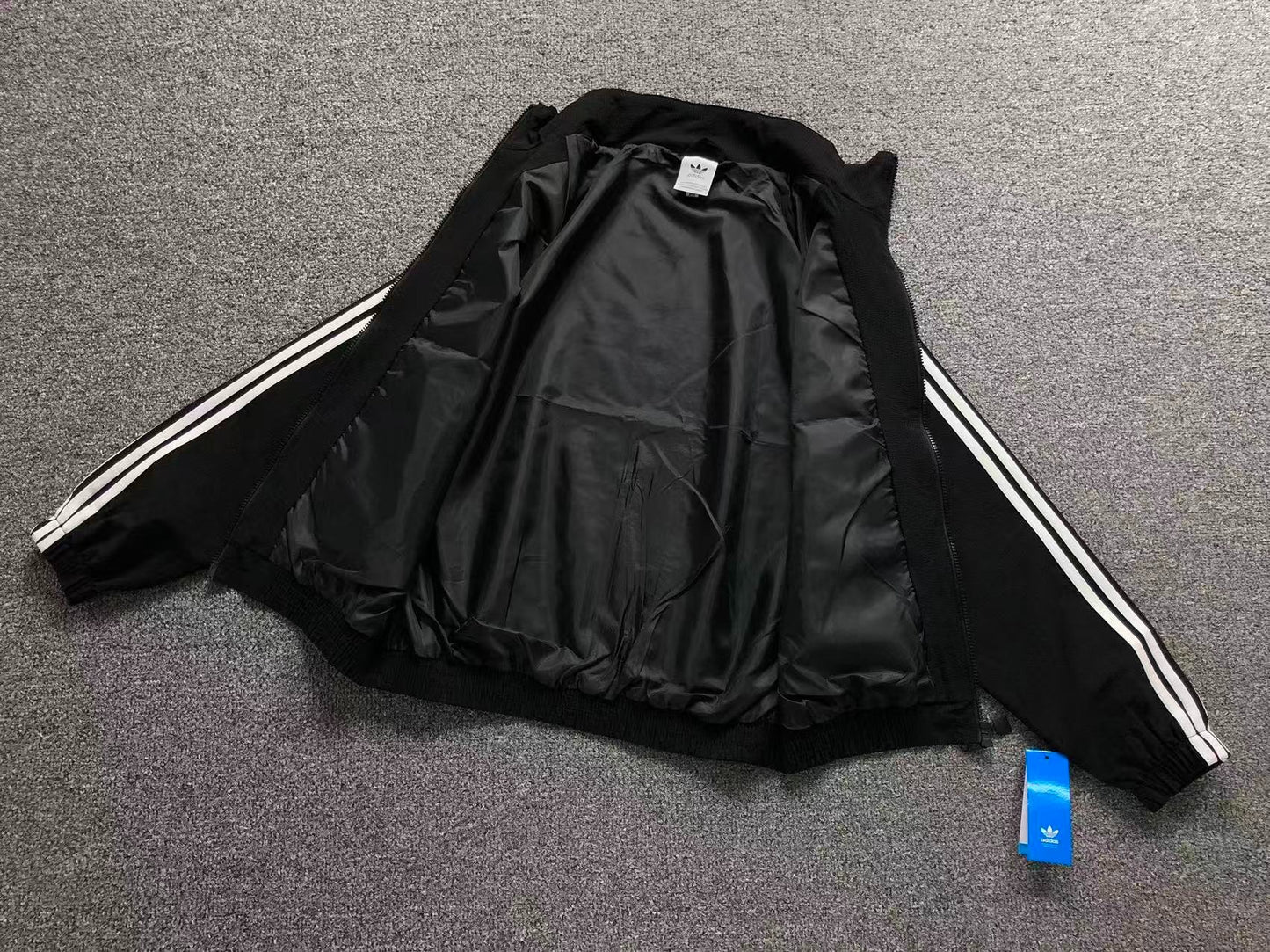 Conjunto Adidas Night Racer