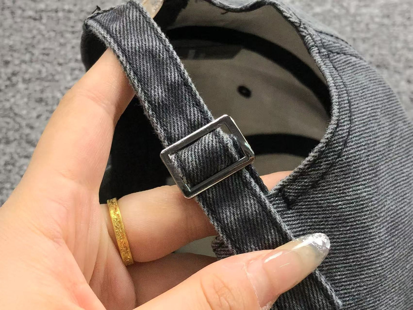 Boné adidas Distressed Archive