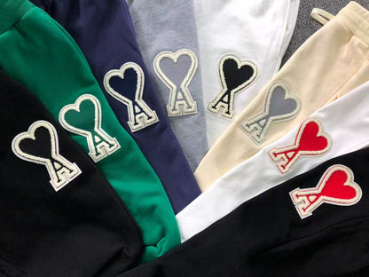 Calça Jogger AMI Paris Big Logo Heart Moletom