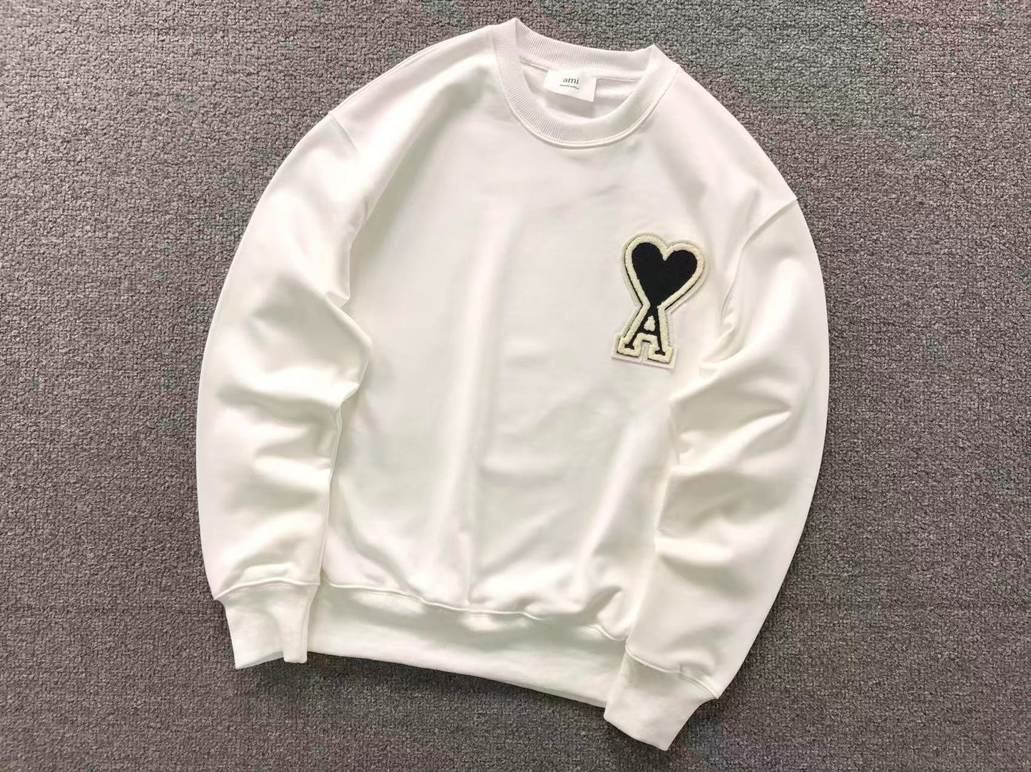 Moletom AMI Paris Ami de Cœur Crewneck Big Heart