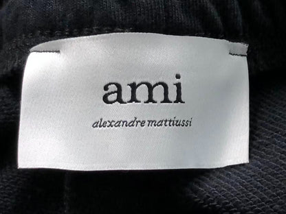Short AMI Paris Big Heart Logo