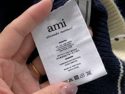 Suéter AMI Paris Cardigan Knit