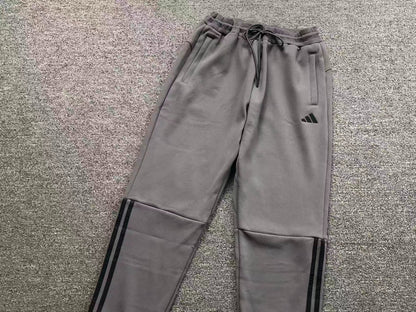 Conjunto Adidas Stealth Minimal Tracksuit