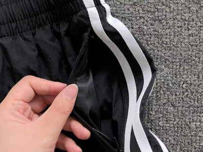 Short adidas Originals Lightweight Runner
