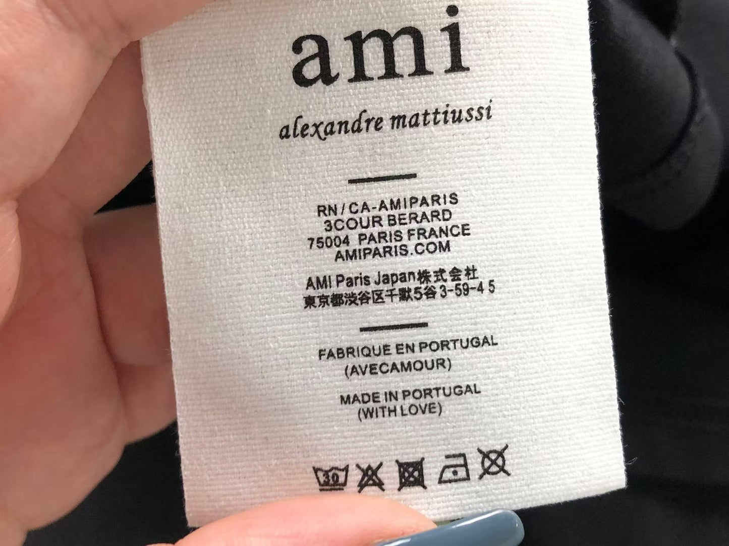 Camiseta AMI Paris Heart Patch Contrast Tee