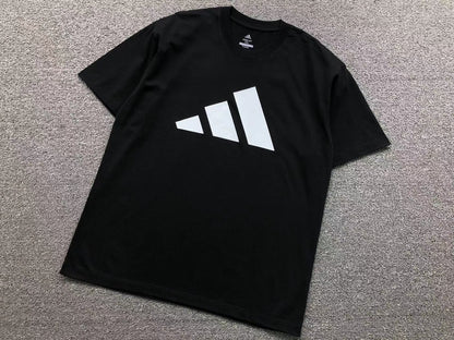 Camiseta Adidas Big Logo Essential
