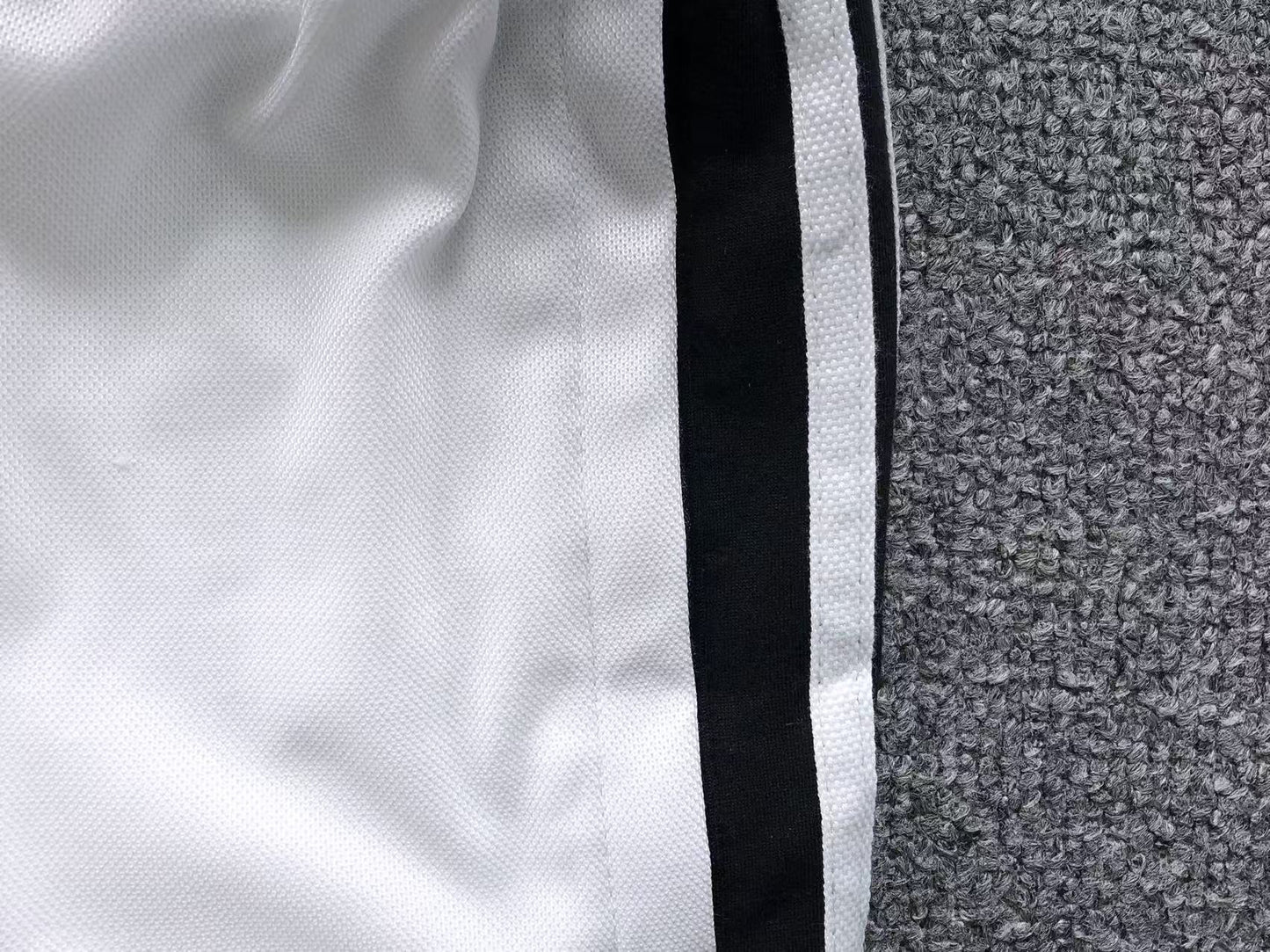 Conjunto Adidas Inverse Club