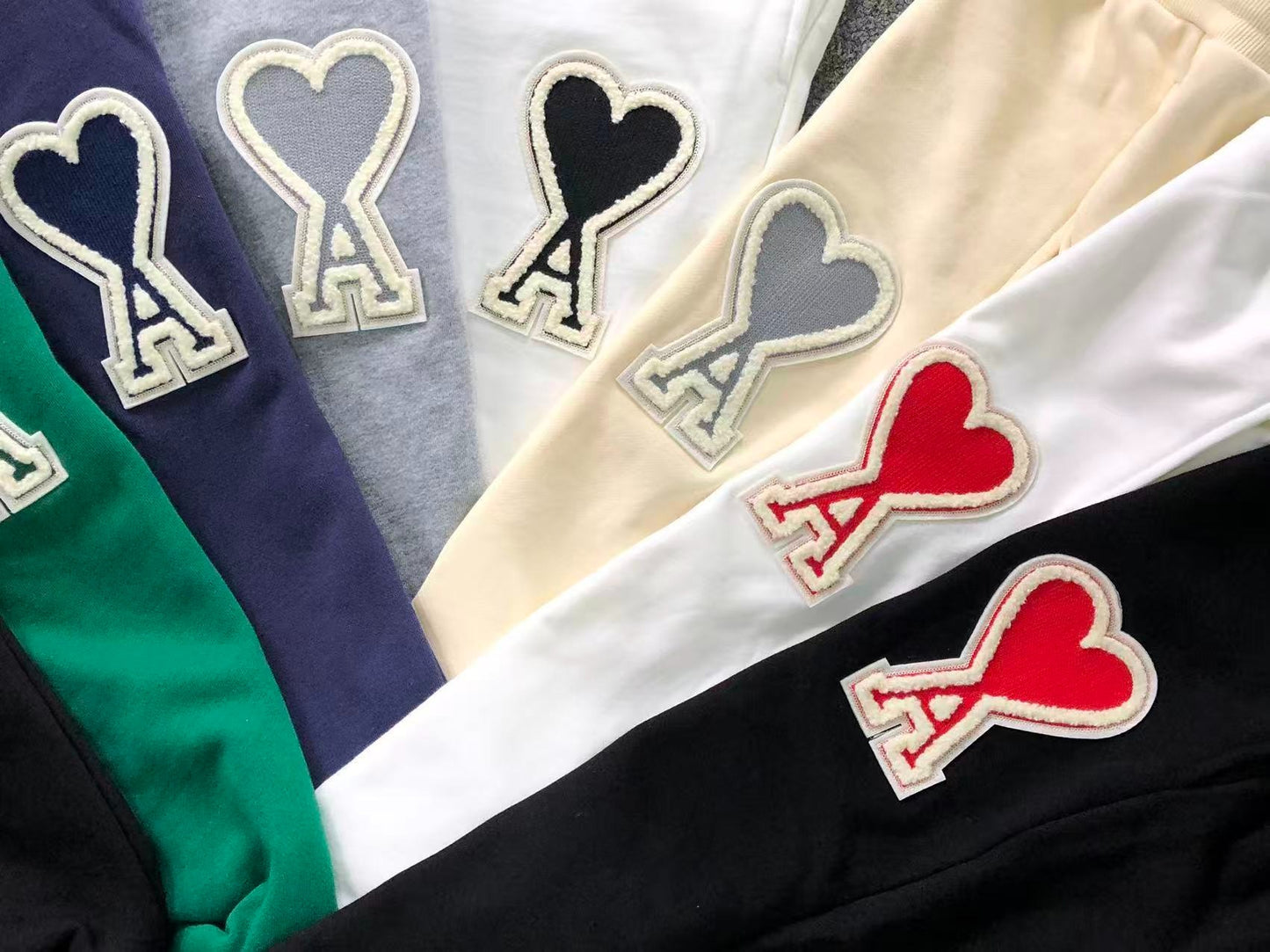 Calça Jogger AMI Paris Big Logo Heart Moletom