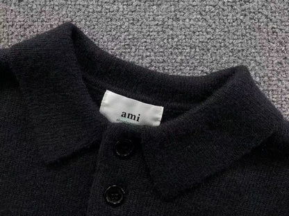 Suéter Polo AMI Paris Coração Dourado