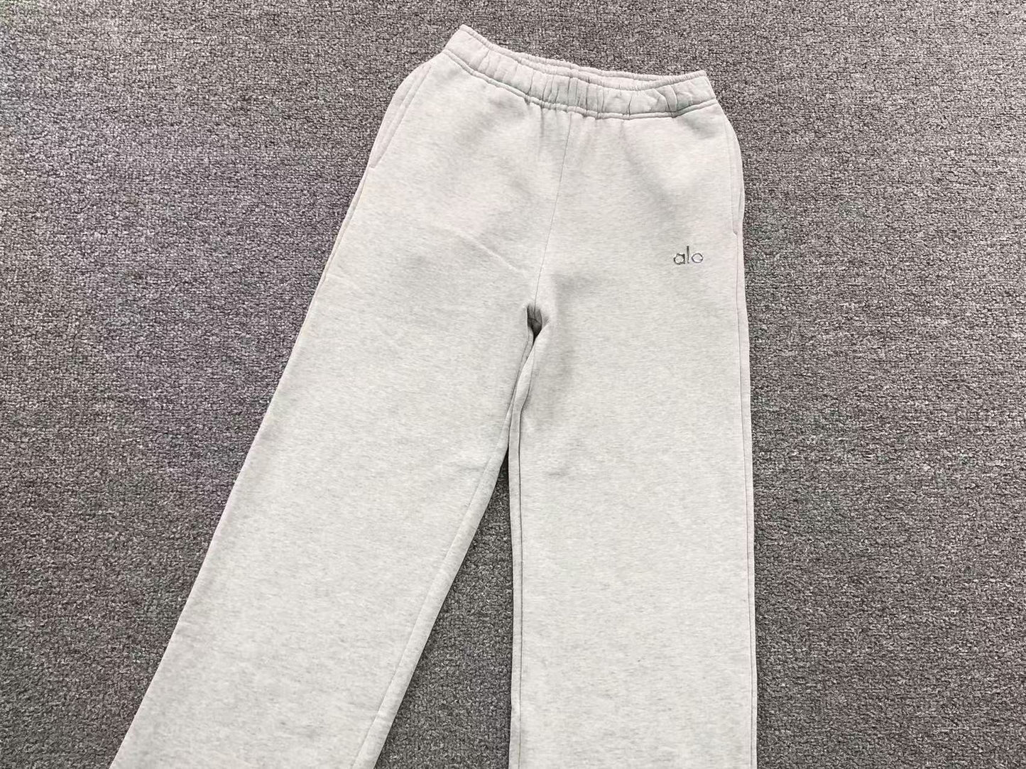 Conjunto Alo Moletom Jogger Half Zip