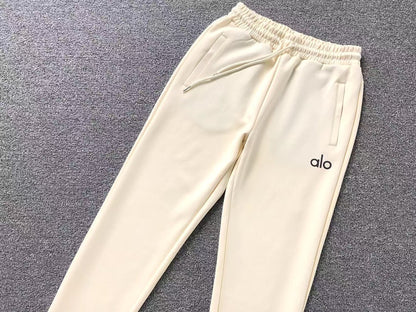 Conjunto Alo Moletom Jogger Clean
