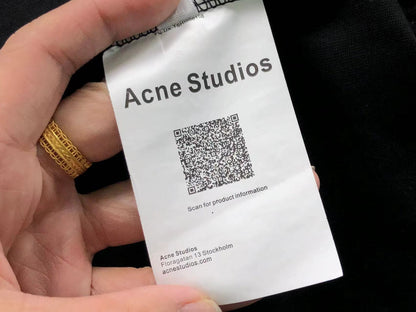 Camiseta Acne Studios Embroidered Script Logo