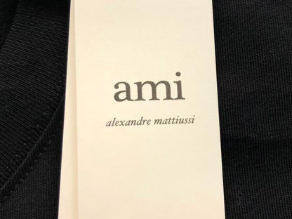 Camiseta AMI Paris Logo Coração Mini Bordado