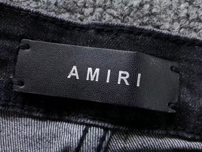Calça AMIRI Tonal Logo Black Destroyed Denim