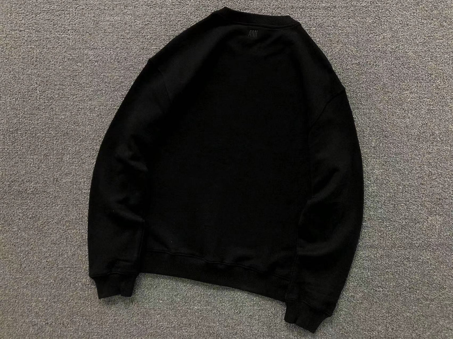 Moletom AMI Paris Crewneck Minimal Ami de Cœur