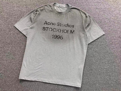 Camiseta Acne Studios Stockholm 1996 Vintage Logo