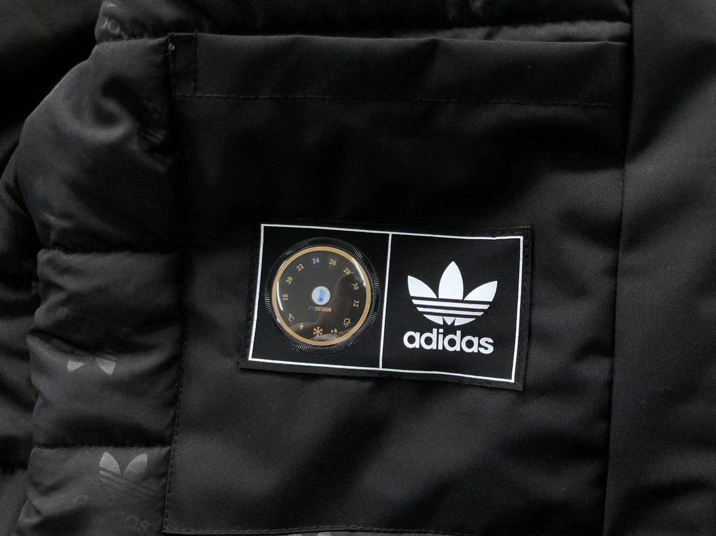 Jaqueta Corta Vento adidas Essential Windbreaker