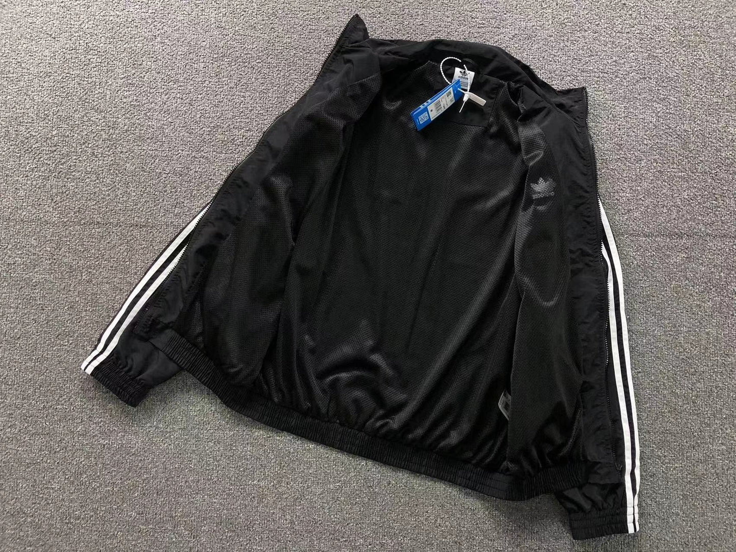 Jaqueta Adidas Classic Nylon Track