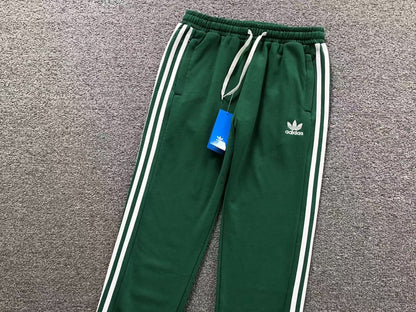 Conjunto Adidas Emerald Core