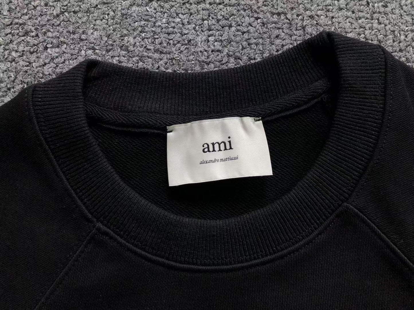 Moletom AMI Paris Ami de Cœur Crewneck