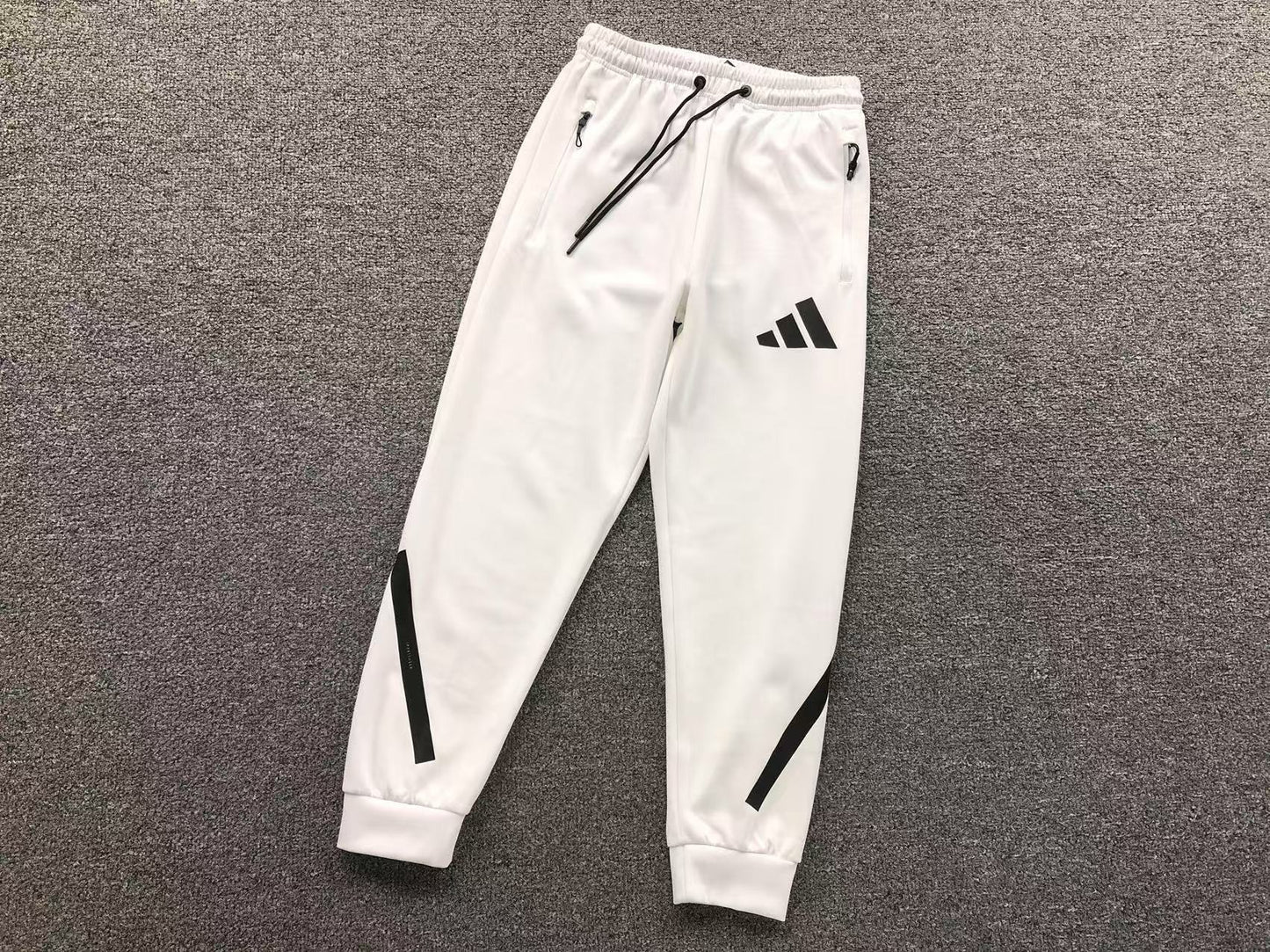 Conjunto Adidas Urban Tech Set