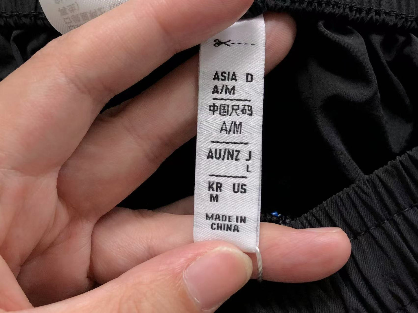 Short adidas Originals Lightweight Runner