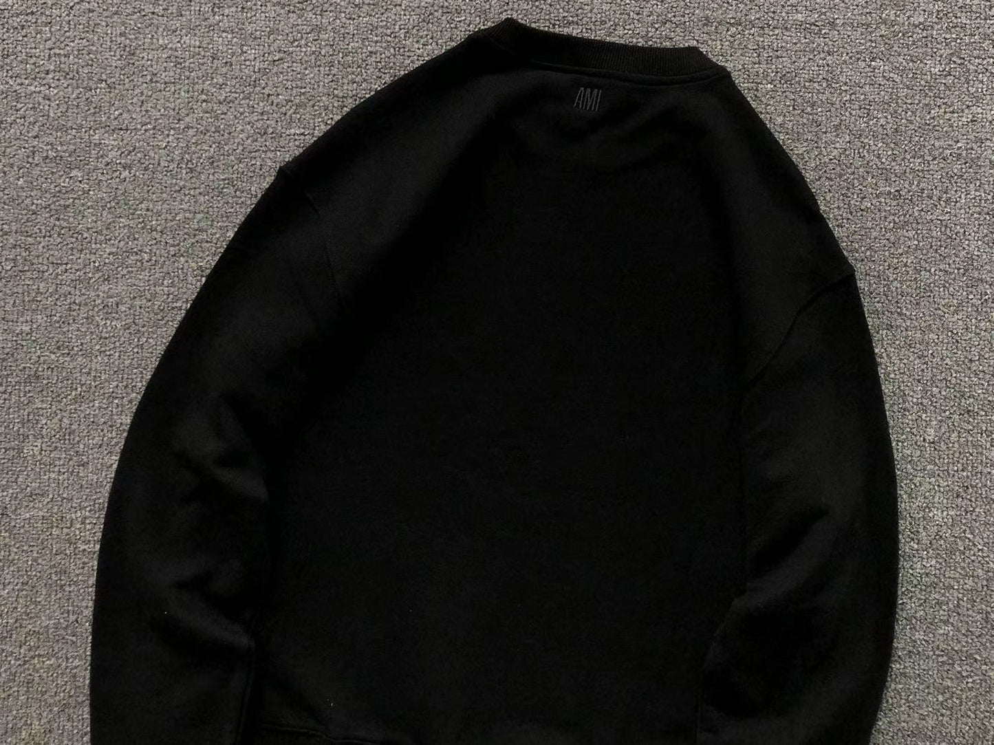 Moletom AMI Paris Crewneck Minimal Ami de Cœur