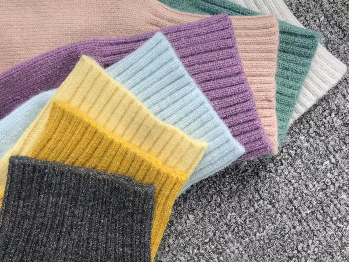 Suéter Cardigan AMI Paris