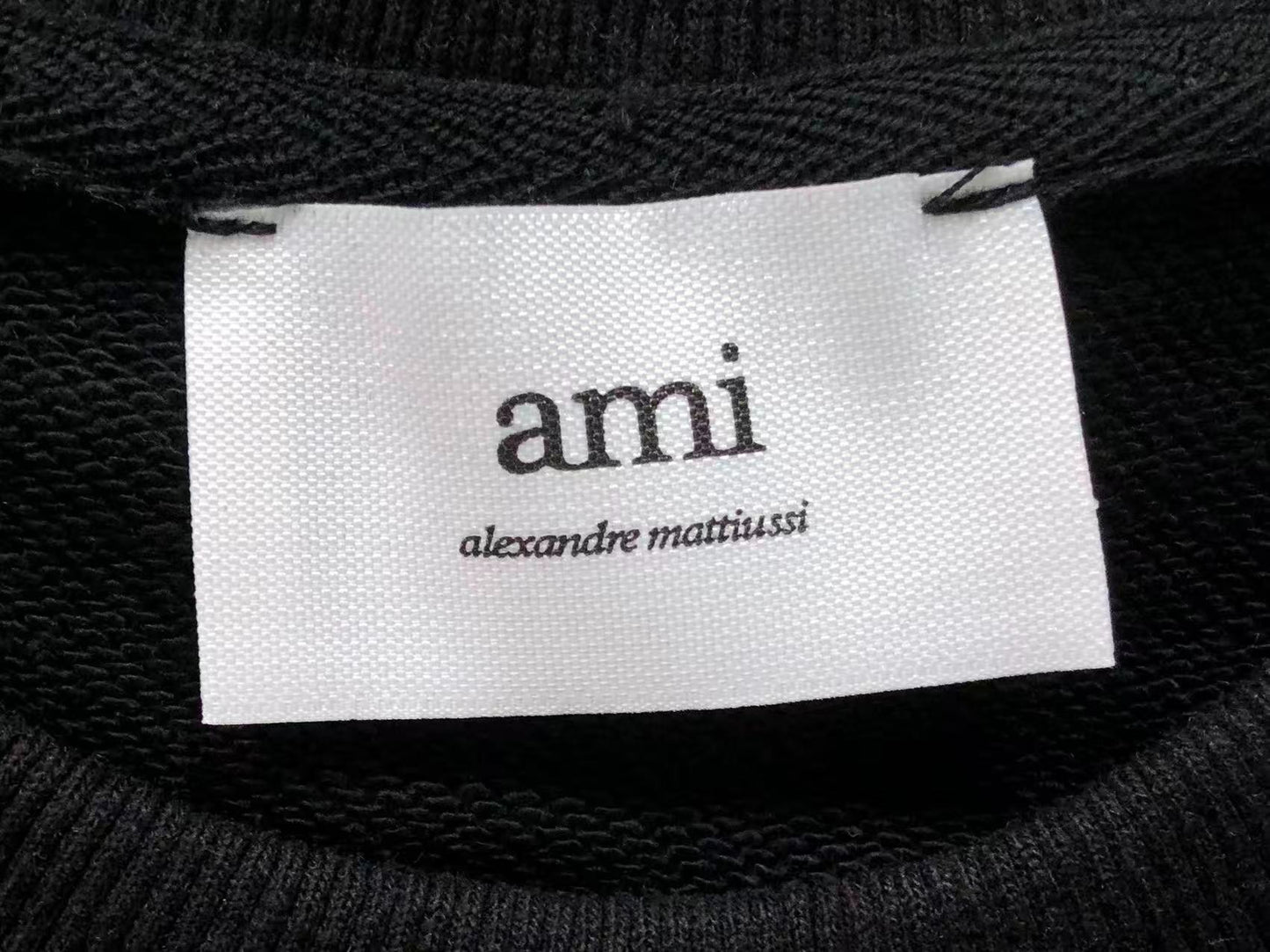 Moletom AMI Paris Ami de Cœur Crewneck