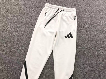 Conjunto Adidas Urban Tech Set
