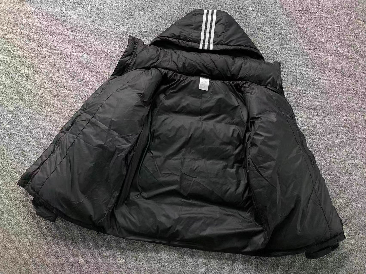 Jaqueta adidas Frostline Puffer