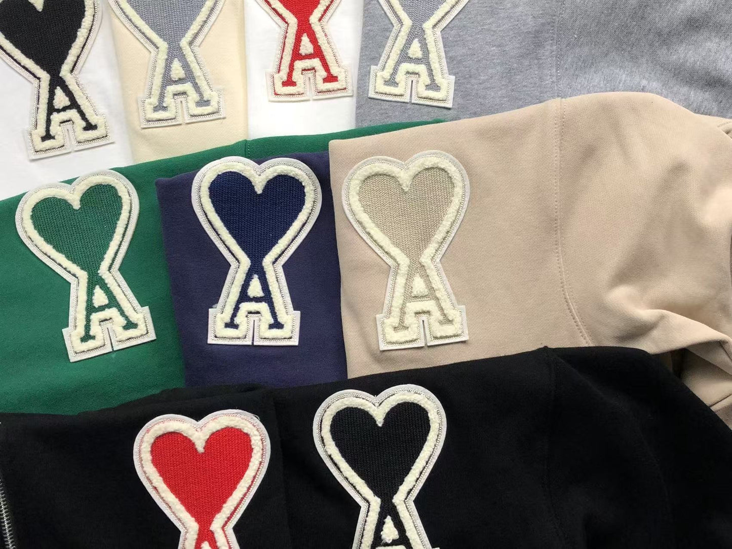 Moletom AMI Paris Ami de Cœur Hoodie Big Heart