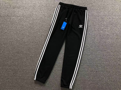 Conjunto Adidas Emerald Core