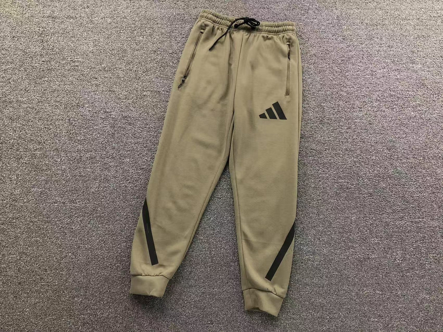 Conjunto Adidas Urban Tech Set