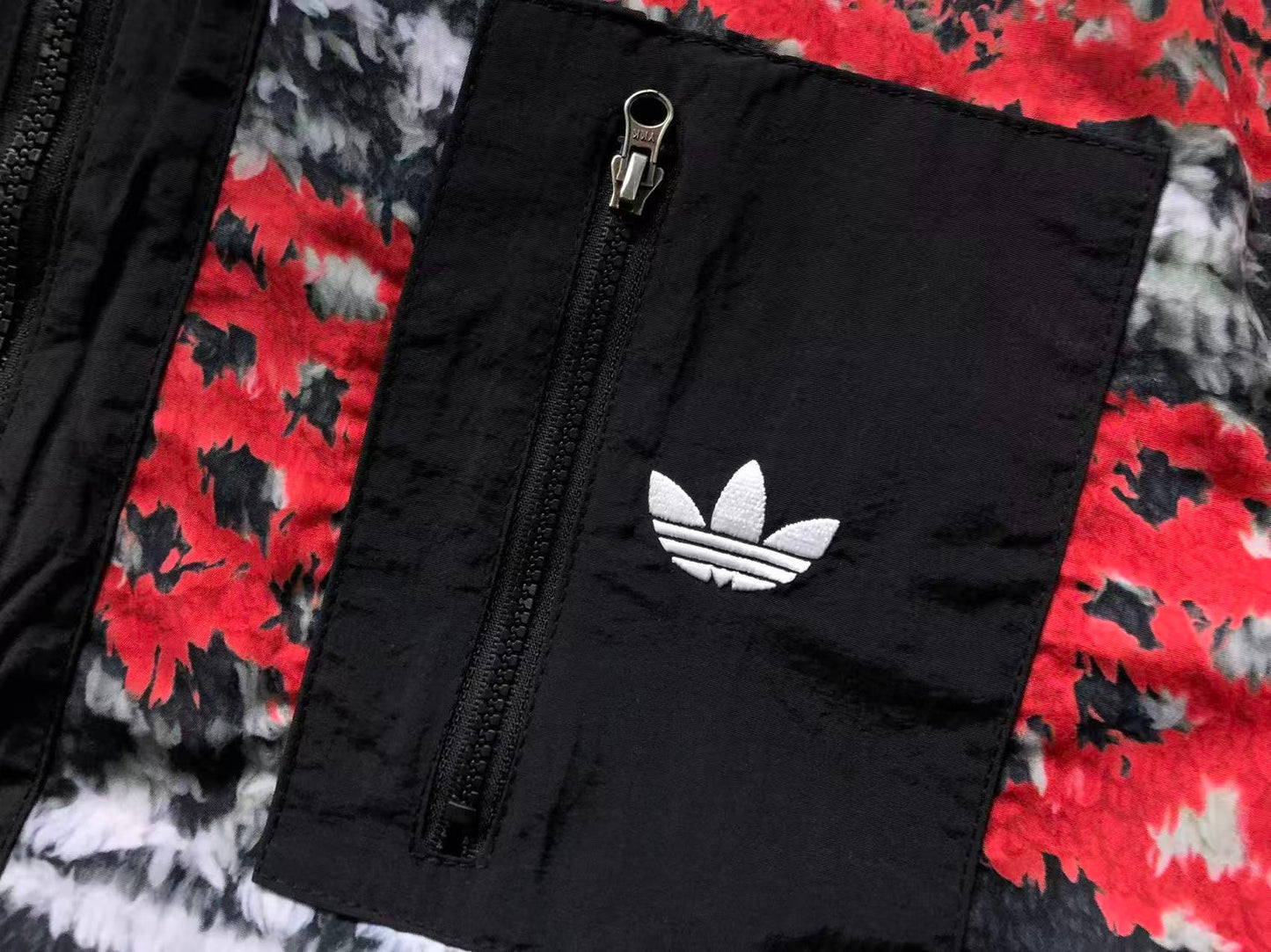 Jaqueta adidas Reversible Knit Tech
