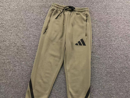 Conjunto Adidas Urban Tech Set