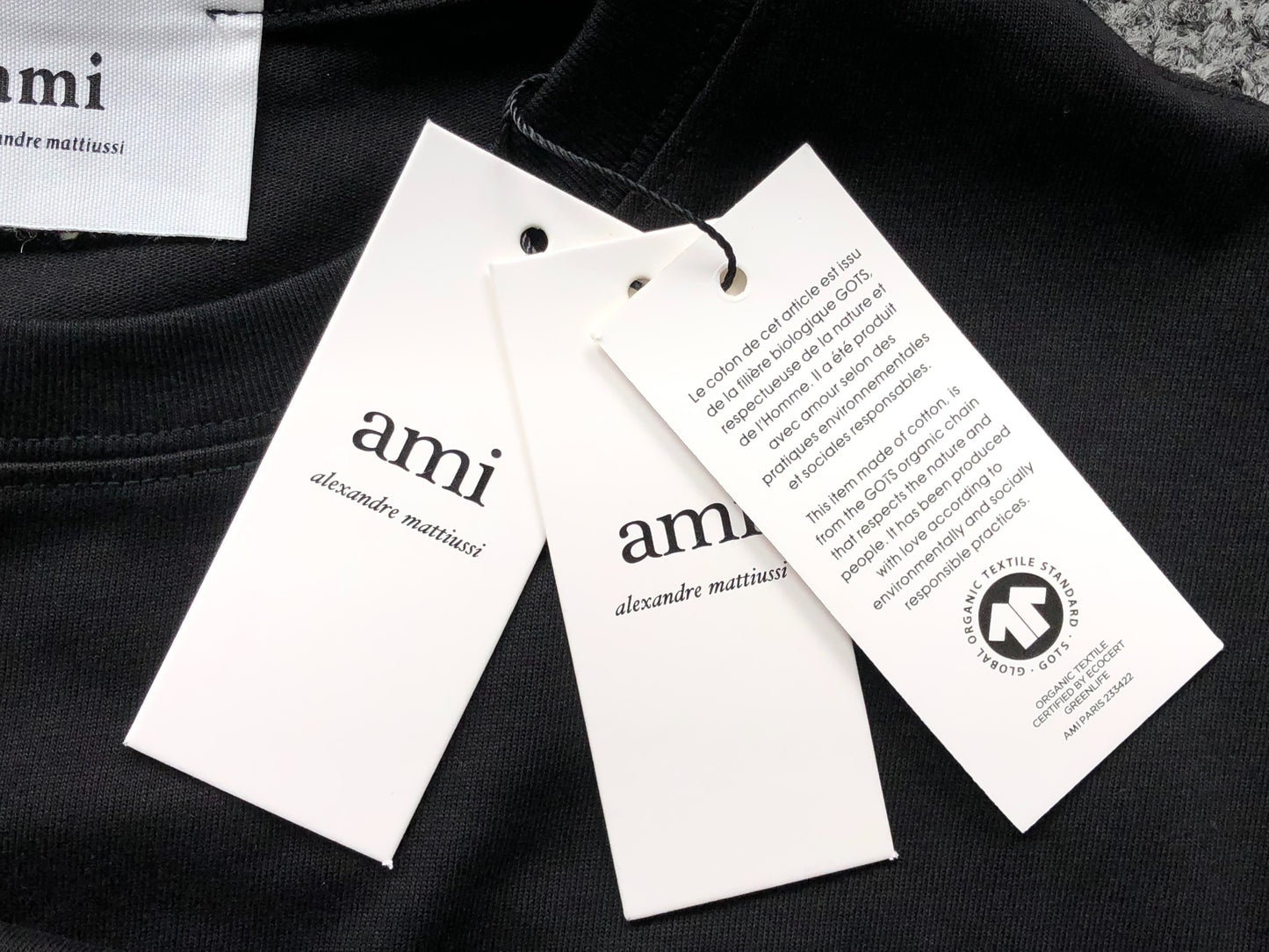 Camiseta AMI Paris Minimal Tonal Heart Logo