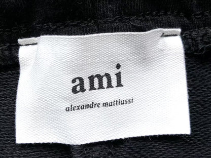 Short AMI Paris Essential Heart Collection