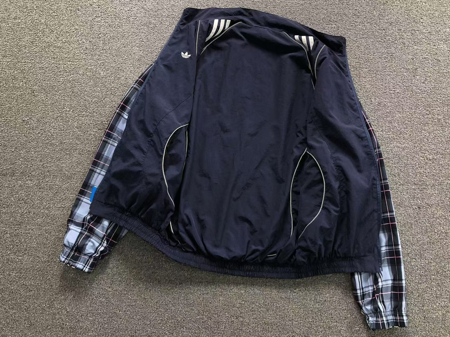 Jaqueta Adidas Reversible Plaid Track Jacket