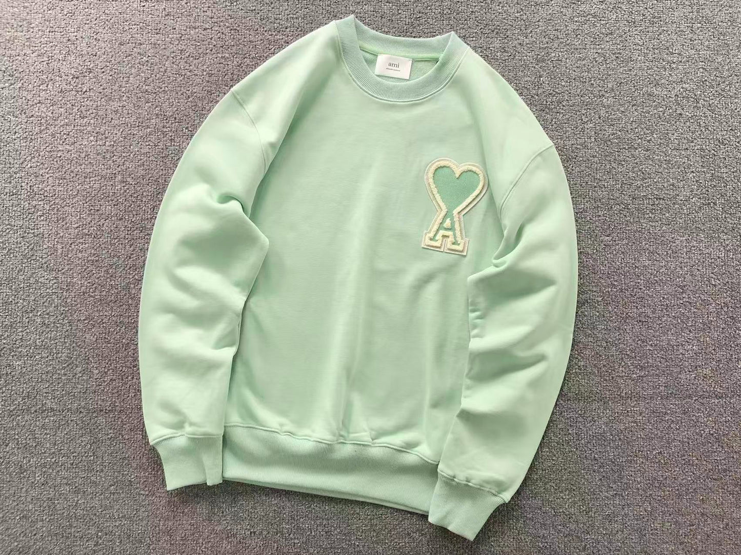 Moletom AMI Paris Ami de Cœur Crewneck Big Heart