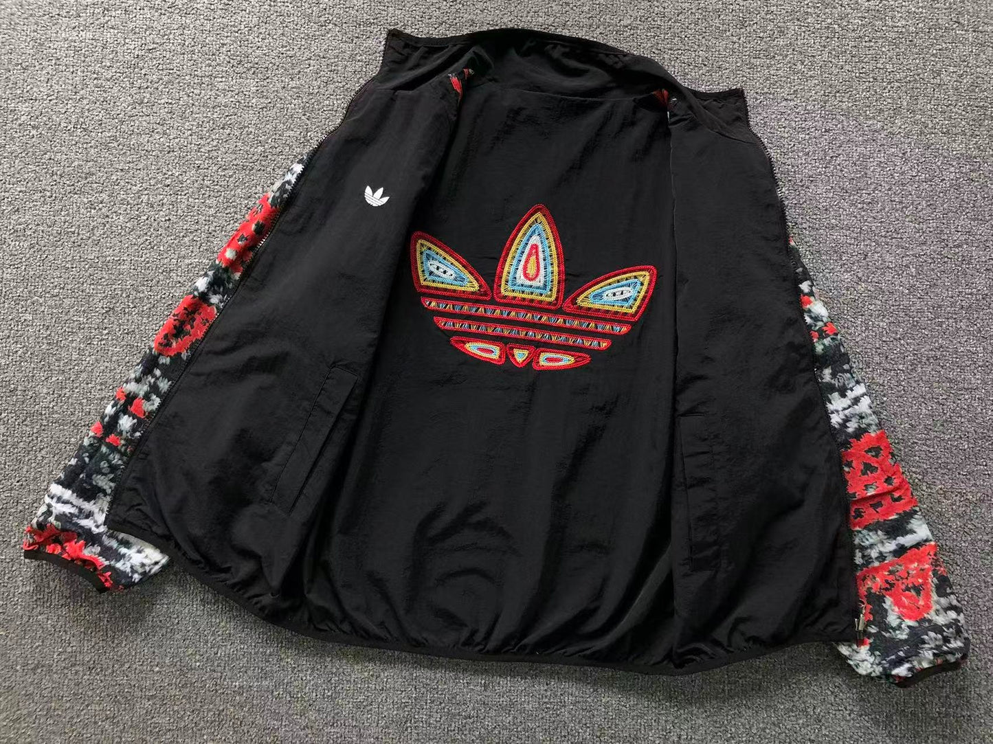 Jaqueta adidas Reversible Knit Tech