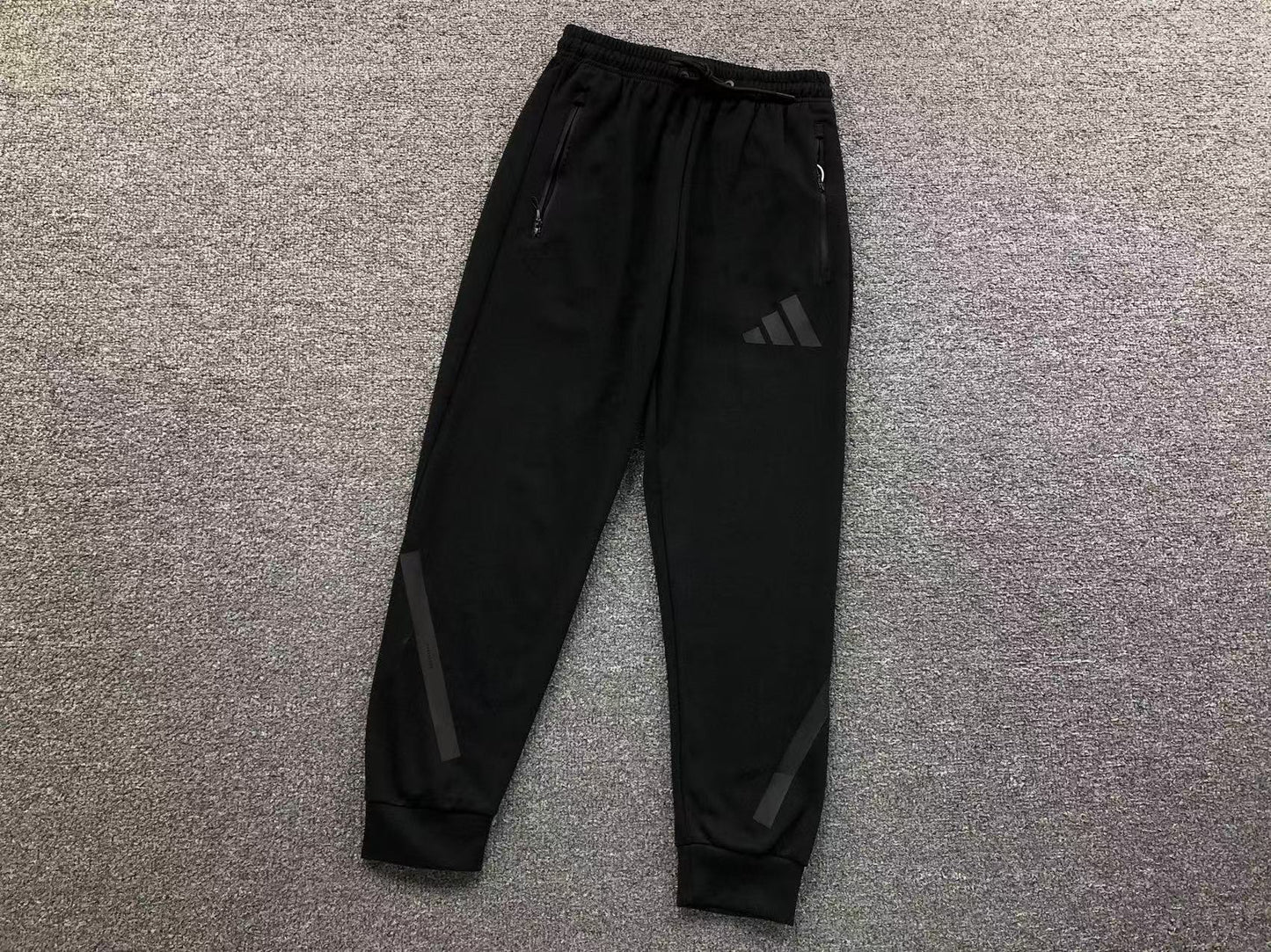 Conjunto Adidas Urban Tech Set