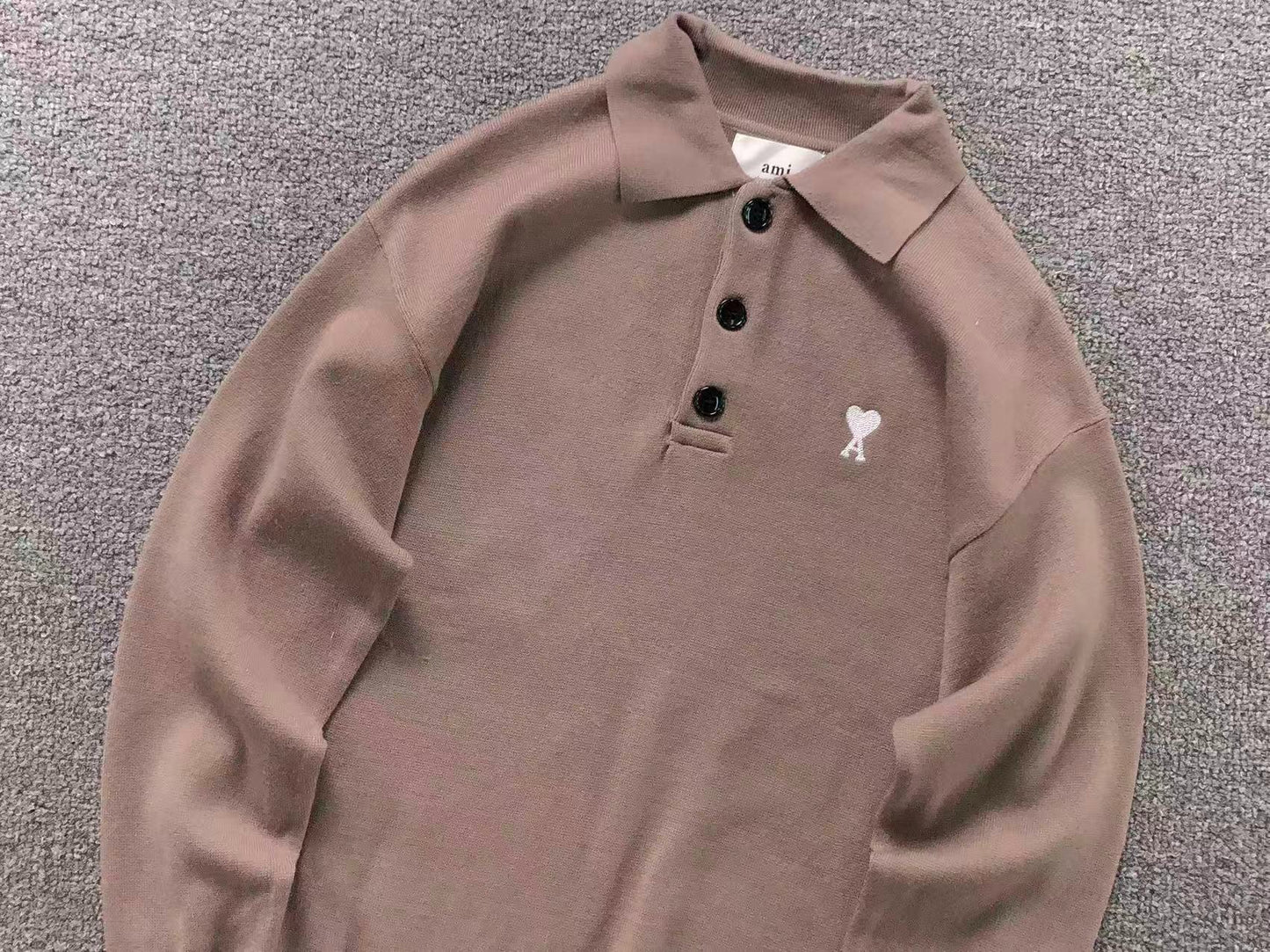 Suéter Polo AMI Paris Coração Minimal