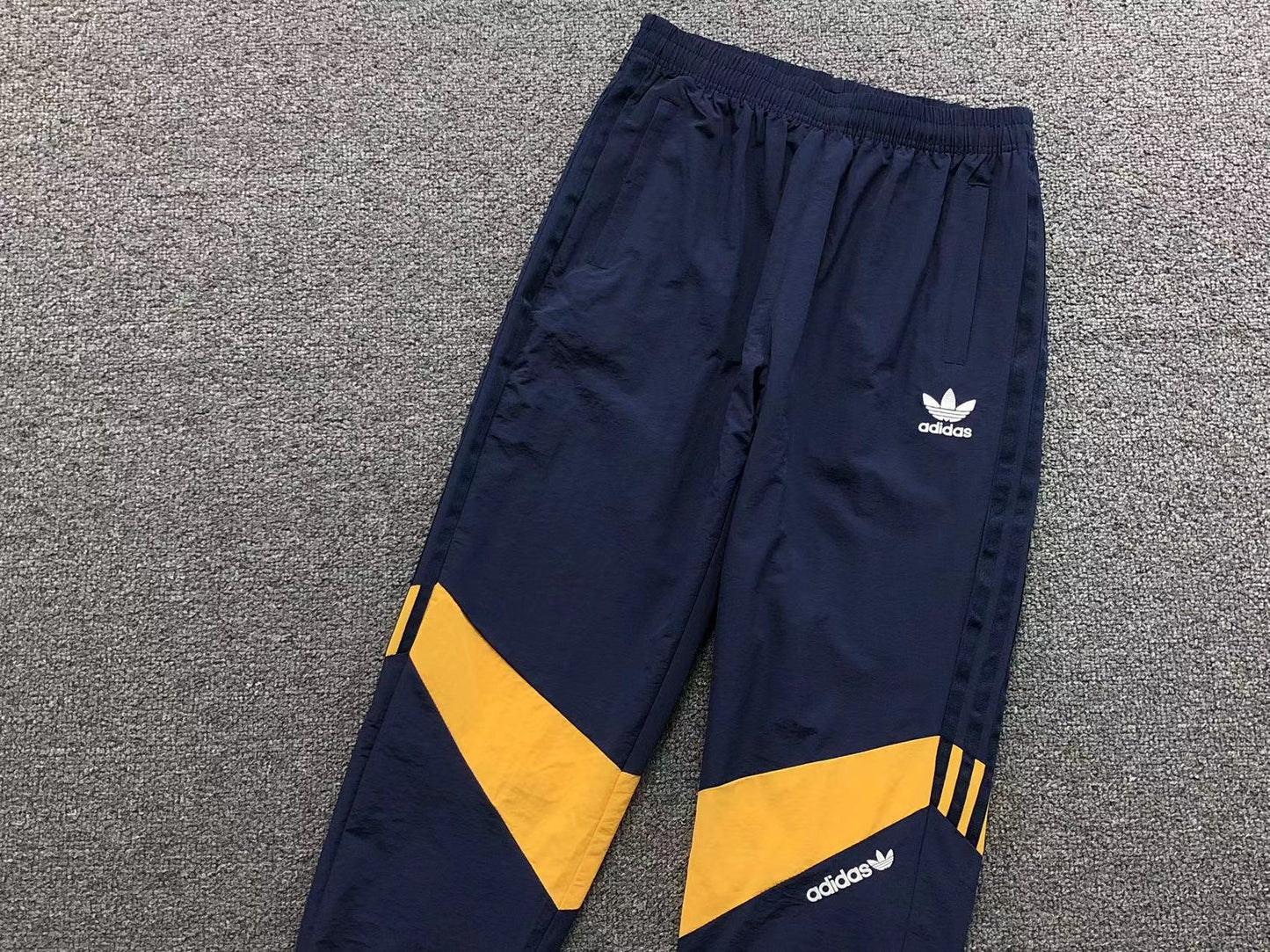 Conjunto Adidas Velocity Track