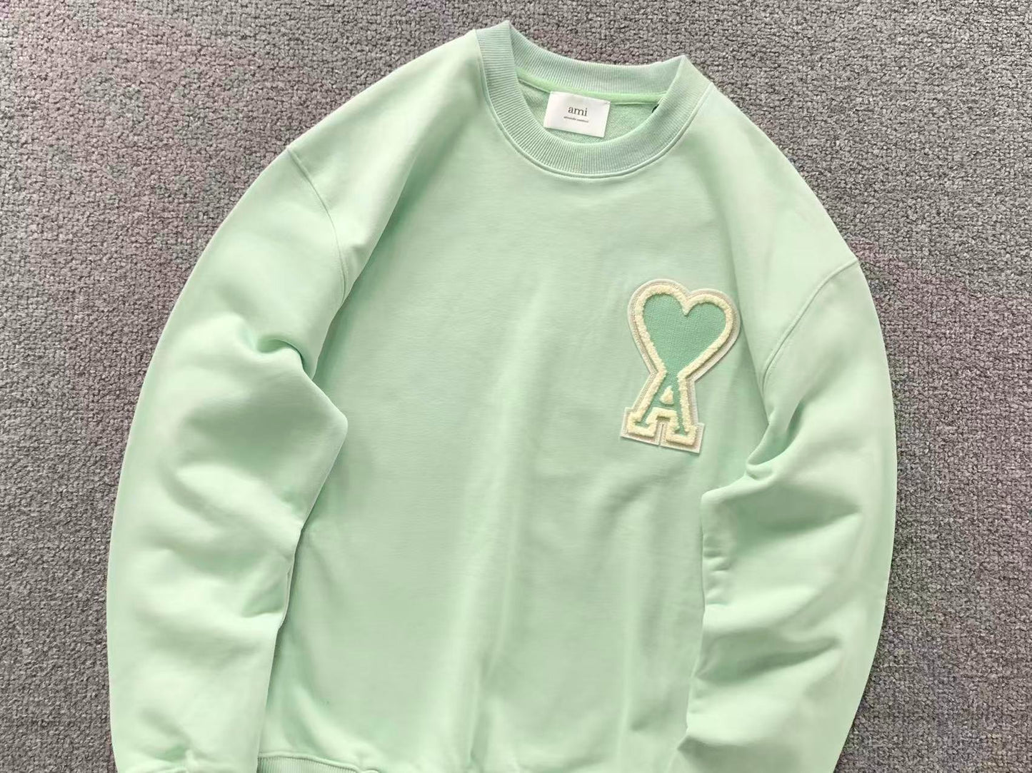 Moletom AMI Paris Ami de Cœur Crewneck Big Heart