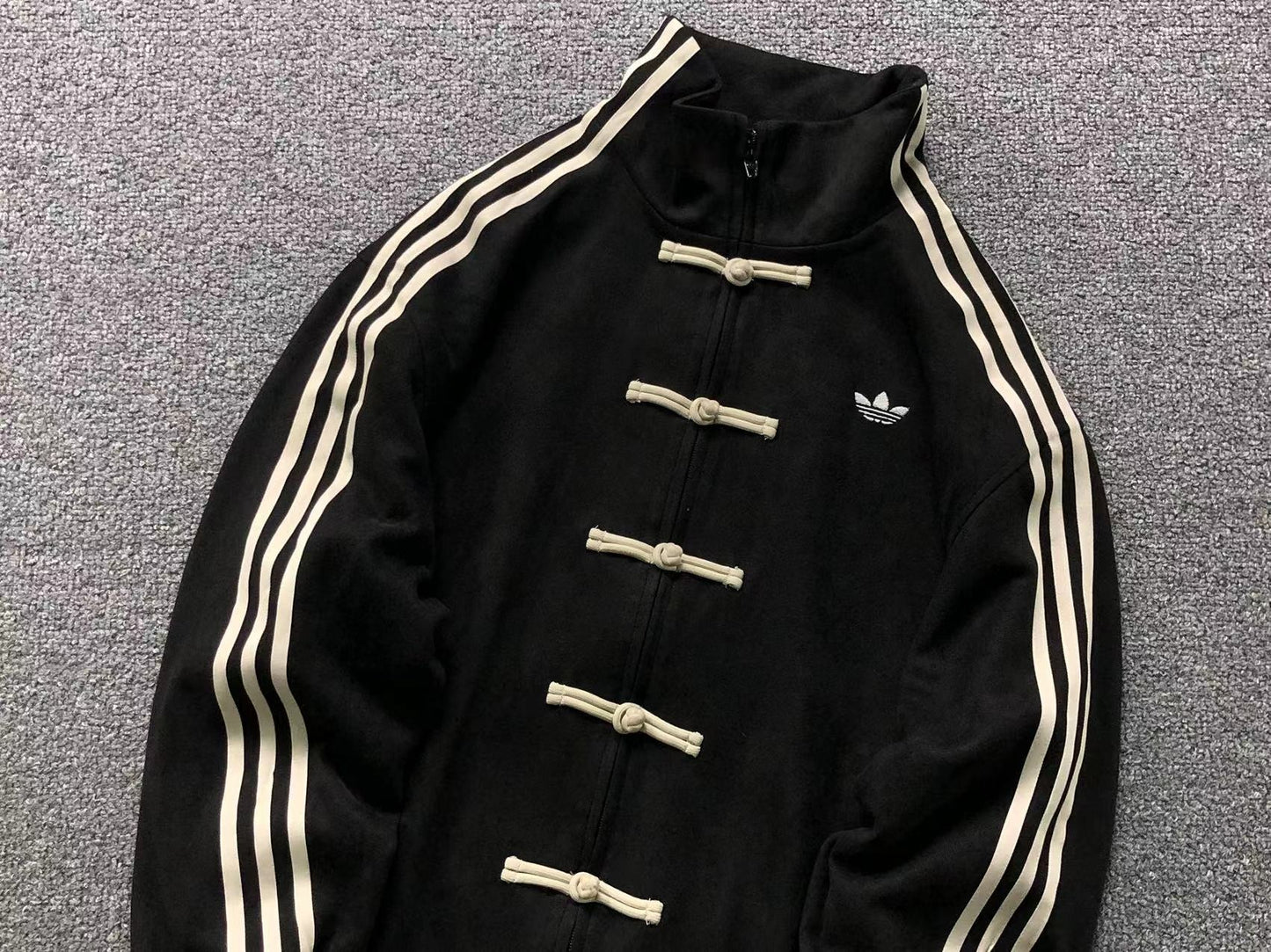 Jaqueta Adidas Oriental Streetwear
